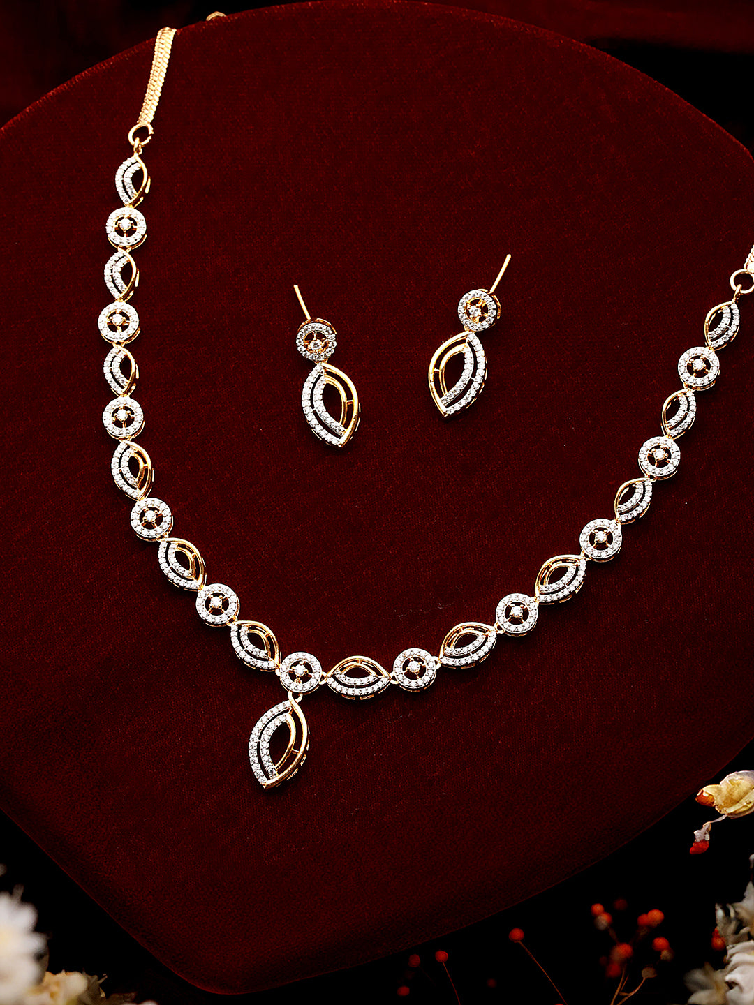 Gold Toned AD Studded Minimal Leaf Design Pendant Jewellery Set